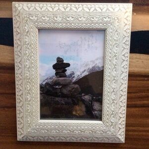 White Textured Picture Frame (5x7)